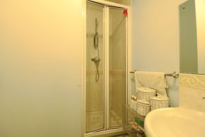 Photo 16- click for photo gallery